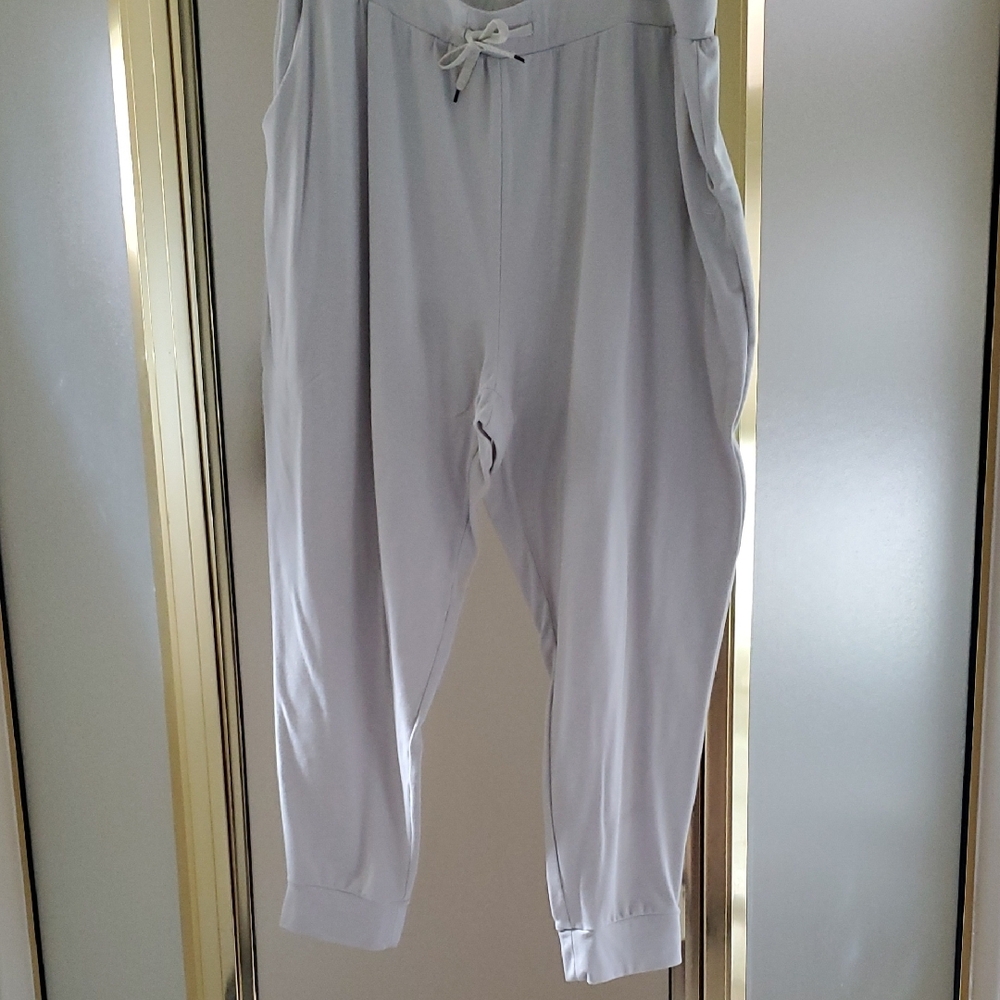 Cozy Earth Women's Light Gray Jogger Pants